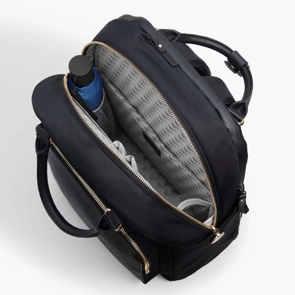 Lo & Sons rowledge Black nlyon/ leather leather Backpack - Picture 4 of 13